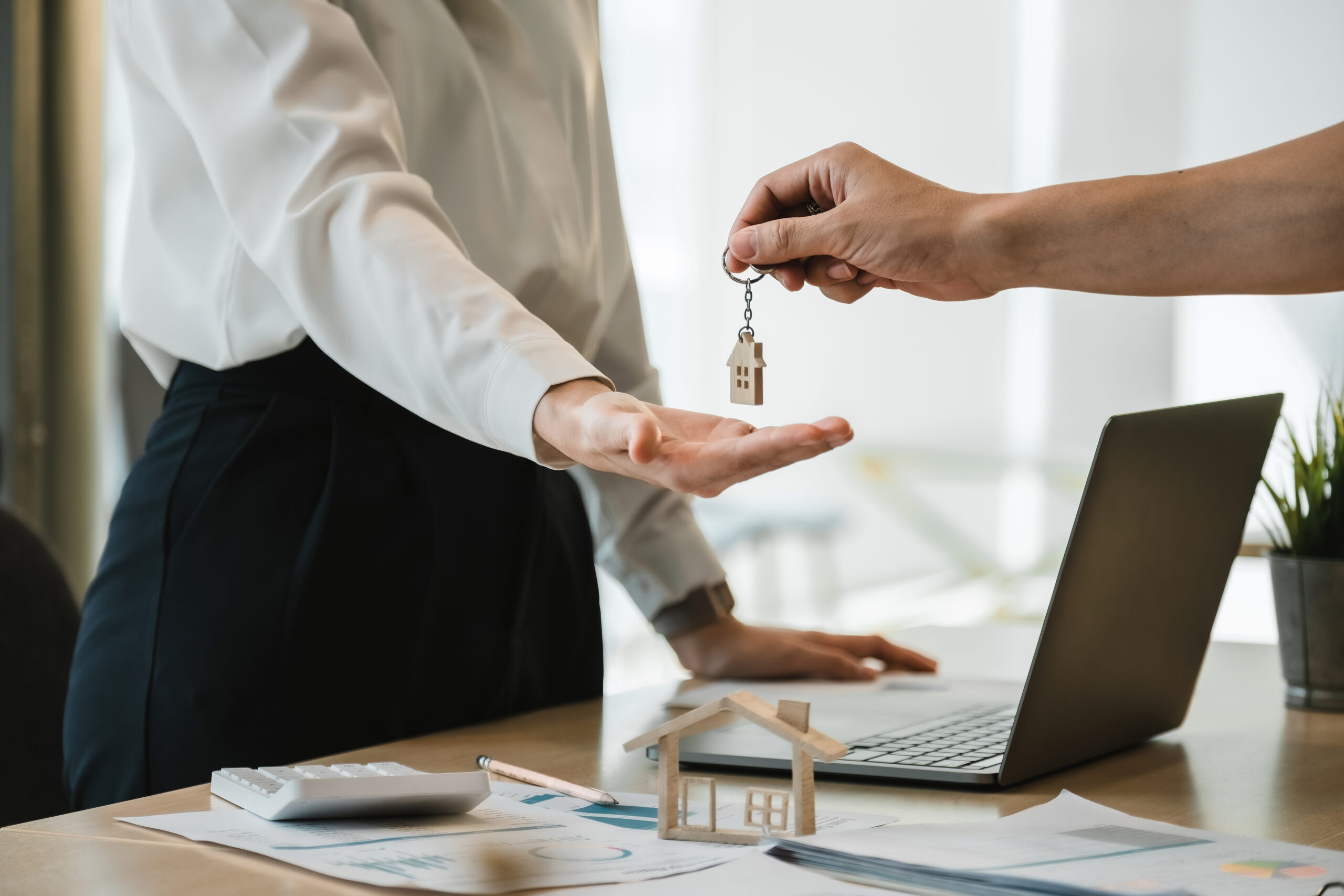 Як автоматизувати облік проданих і доступних квартир?
